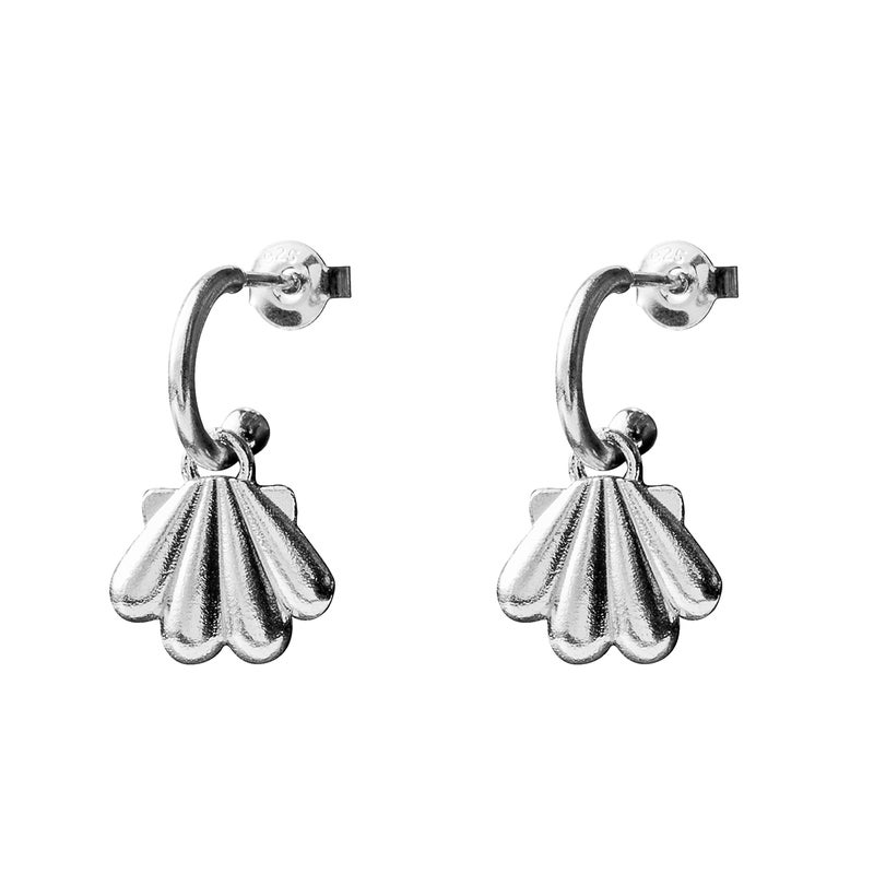 N&auml;kinkenk&auml; korvakorut